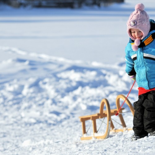 Do wyjazdu na zimowe ferie z dziećmi trzeba się dobrze przygotować