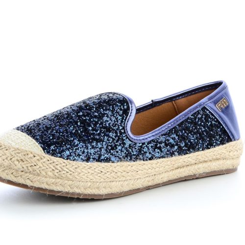 Espadryle damskie – wygodne buty na wiosnę