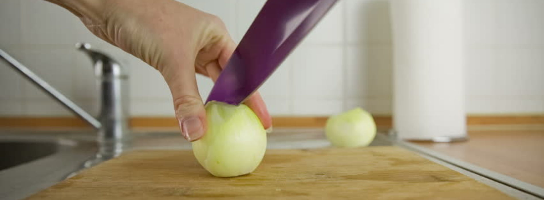 5 sposobów na krojenie cebuli bez łez